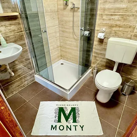 Vinny Sklep Monty Pritluky * Pritluky